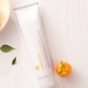 Innisfree White Pore Facial Cleanser bd